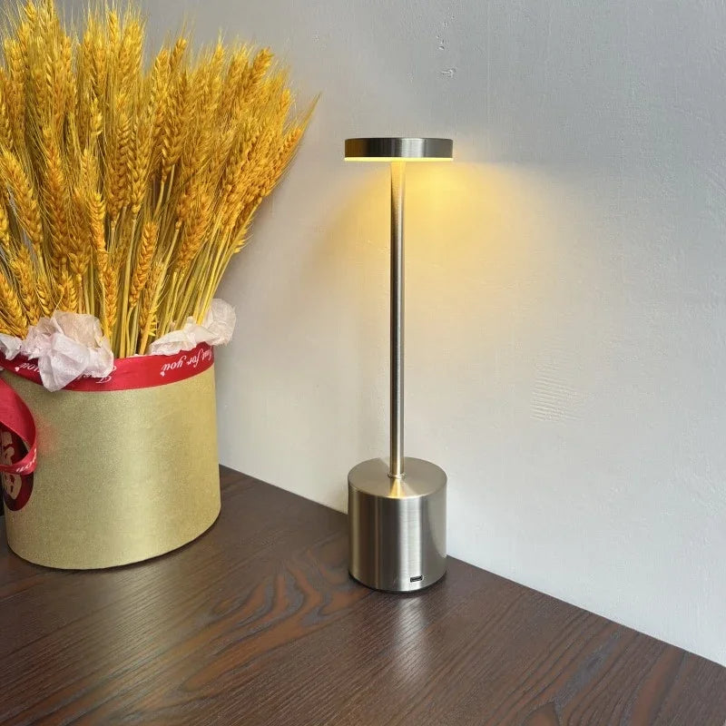 luminária para escrivaninha,
luminária de mesa quarto,
luminária de mesa led,
luminária de mesa escritório,
luminaria para estudo,
luminaria escritorio,
luminaria de mesa sem fio,
Luminaria de Mesa,
abajur mesa,
Abajur de Mesa Recarregável Sem fio Decorativo,
Abajur de Mesa Recarregável Sem fio,
Abajur de Mesa Decorativo,
Abajur de Mesa,