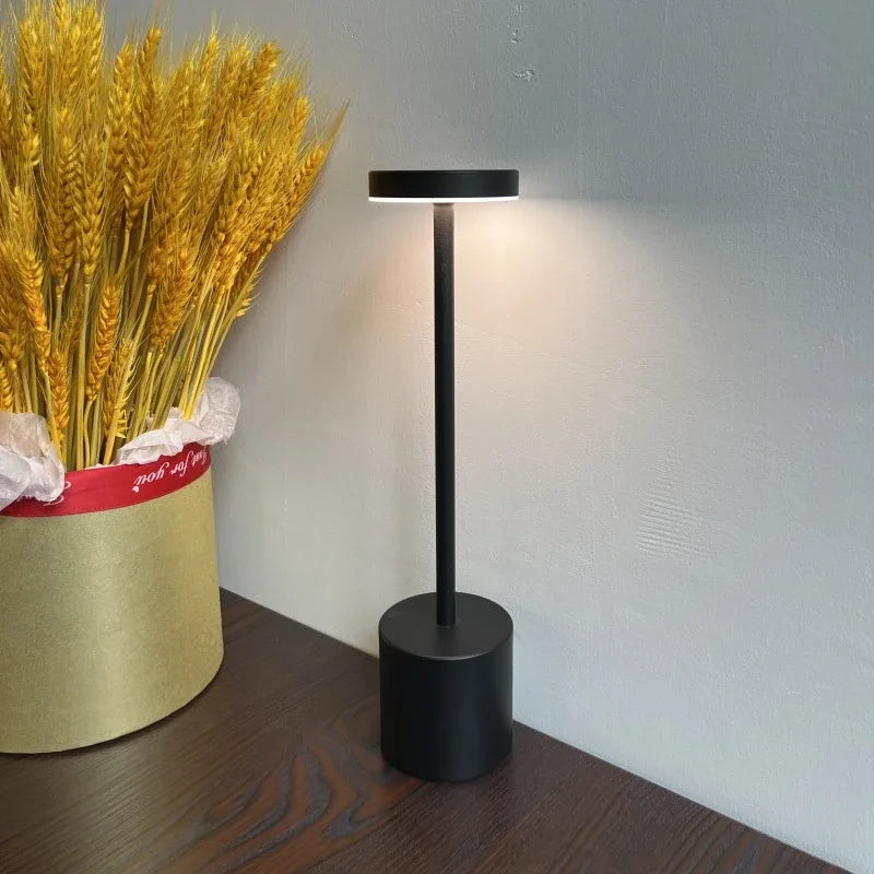 luminária para escrivaninha,
luminária de mesa quarto,
luminária de mesa led,
luminária de mesa escritório,
luminaria para estudo,
luminaria escritorio,
luminaria de mesa sem fio,
Luminaria de Mesa,
abajur mesa,
Abajur de Mesa Recarregável Sem fio Decorativo,
Abajur de Mesa Recarregável Sem fio,
Abajur de Mesa Decorativo,
Abajur de Mesa,