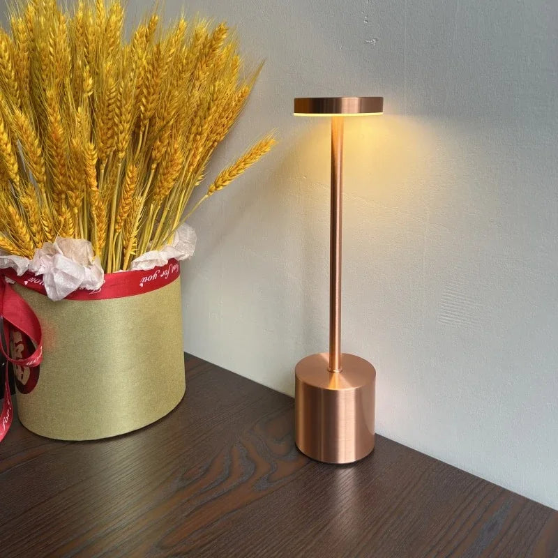 luminária para escrivaninha,
luminária de mesa quarto,
luminária de mesa led,
luminária de mesa escritório,
luminaria para estudo,
luminaria escritorio,
luminaria de mesa sem fio,
Luminaria de Mesa,
abajur mesa,
Abajur de Mesa Recarregável Sem fio Decorativo,
Abajur de Mesa Recarregável Sem fio,
Abajur de Mesa Decorativo,
Abajur de Mesa,